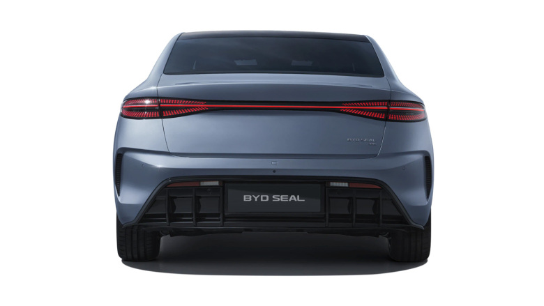 BYD Seal 230kW Design 83kWh 4dr Auto Electric Saloon